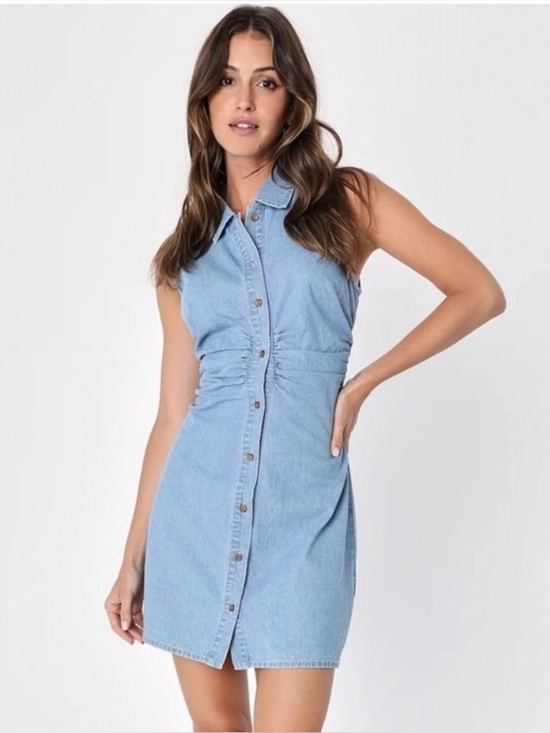 Lulus Dresses & Skirts - Like New Button Up Chambray Ruched Denim Mini Dress by LuLus Large